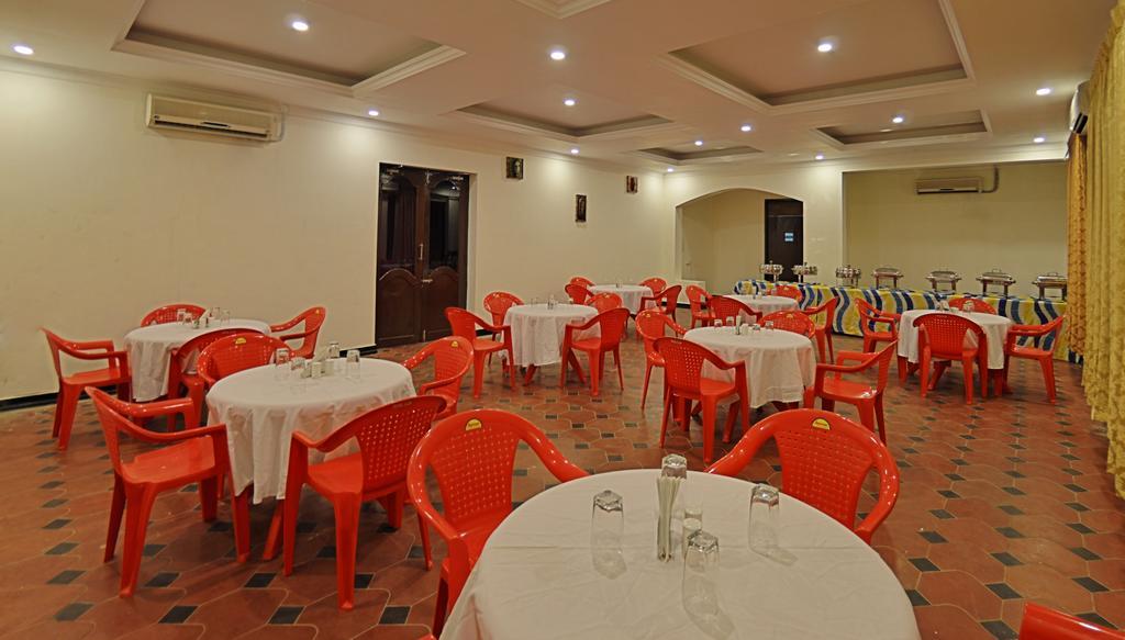 Royal Club Hotel Madras Zewnętrze zdjęcie